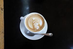 uma copo do quente aromático café. ilustração . foto