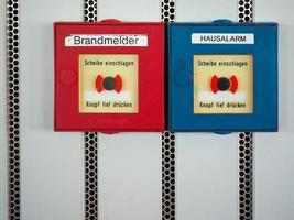 alarme de incêndio alemão e alarme doméstico foto