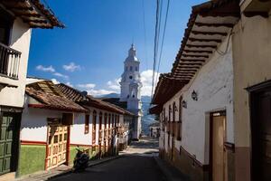 Visão do a lindo herança Cidade do salamina localizado às a departamento do Caldas dentro Colômbia foto