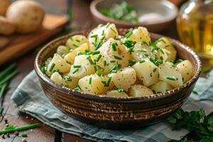 ai gerado de madeira tigela preenchidas com batata salada em mesa foto