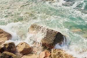 pedras e pedras em a margens do vovó canaria foto