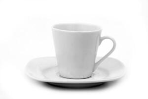 lindo copo para café em branco fundo foto