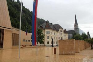 casa do parlamento dentro Vaduz, liechtenstein foto