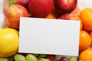 cartão e branco papel brincar harmonizado com fresco fruta, construindo uma visual sinfonia do astuto Projeto e culinária prazer, Onde saudável ingredientes fundir dentro uma festa do vibrante imagens foto