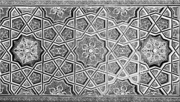 geométrico tradicional islâmico ornamento. fragmento do uma cerâmico mosaico. Preto e branco. foto
