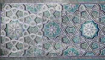 geométrico tradicional islâmico ornamento. fragmento do uma cerâmico mosaico. abstrato fundo. foto