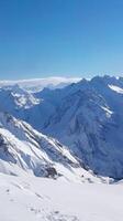 coberto de neve alpino vista foto