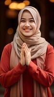 ai gerado bonita muçulmano mulher vestindo cachecol Rezar e sorridente em bokeh fundo. religioso, Paz e felicidade conceito foto