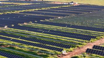 solar energia plantar dentro rural área foto