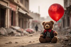 uma Urso de pelúcia Urso com uma vermelho balão senta dentro uma destruído cidade foto