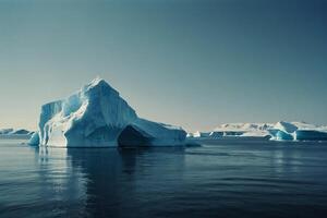 icebergs às noite dentro a oceano com uma leitoso caminho dentro a fundo foto