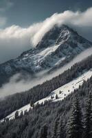 uma montanha coberto dentro neve e árvores foto
