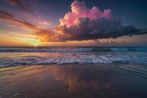 uma colorida tormentoso céu sobre a oceano e areia foto