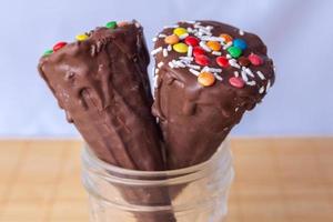 sorvete de chocolate com chocolate foto