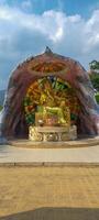 Índia Deus estátua dentro têmpora foto