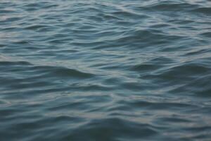 azul água onda fundo, azul mar fundo, oceano ondas foto
