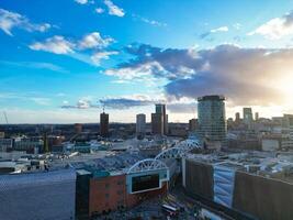 cidade Centro edifícios do Birmingham central cidade do Inglaterra Unidos reino durante pôr do sol. marcha 30, 2024 foto