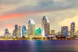 skyline de san diego, califórnia, de coronado bay foto