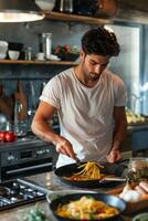 homem cozinhando dentro a cozinha foto