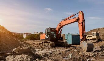 escavadora em a construção local foto