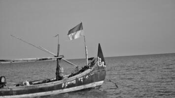 jepara, Indonésia em 9 Julho 2023. uma pescaria barco dentro jepara. não equipe, não pessoas. foto