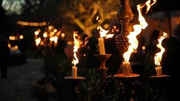 a chamas dançando dentro sincronizar com a luz de velas fundição uma caloroso e íntimo atmosfera para a ao ar livre evento. 2d plano desenho animado foto