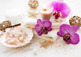 produtos spa com orquídeas foto