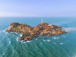 aéreo Visão do ke ga de praia às mui bem, phan isso, binh Thuan, Vietnã. ke ga capa ou farol é a a maioria favorito destino para visitantes. foto