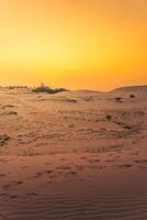 aéreo Visão do nam cuong areia dunas, ninh thuan província, Vietnã. isto é 1 do a a maioria lindo lugares dentro Vietnã foto