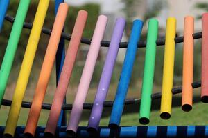 Itens para jogos e Esportes em a Parque infantil dentro a cidade parque. foto