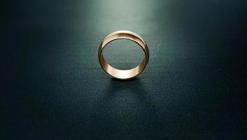 foto do anel de noivado feminino