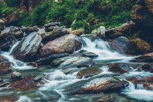 bhagsu cascata. Bhagsu, Himachal Pradesh, Índia foto