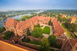 malbork castelo dentro Polônia medieval fortaleza construído de a teutônico cavaleiros ordem foto