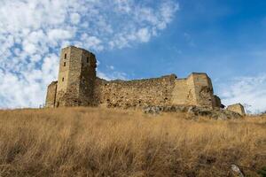 panorama do a enisala medieval fortaleza localizado perto Jurilovca dentro tulcea, roménia. foto