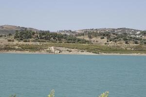 lago las prefeitolas, Periana, Espanha foto