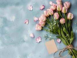 cumprimento cartão e flor ramalhete para mãe dia Projeto conceito. foto