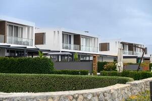 moderno multi família casa dentro Chipre 1 foto