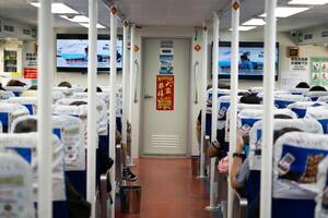 marítimo confortável interior assentos a bordo a balsa navio dentro Taiwan xiaoliuqiu foto