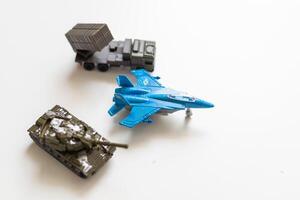 plástico modelos do militares equipamento depois de montagem e pintura foto
