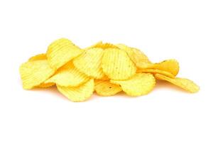 batatas fritas em branco foto