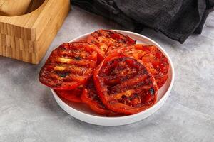 grisalho maduro vermelho tomates lanche foto