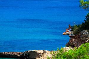 ibiza punta de xarraca turquesa de praia paraíso dentro balear ilhas foto