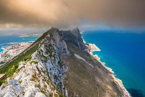 Visão do a Gibraltar Rocha a partir de a superior Rocha foto