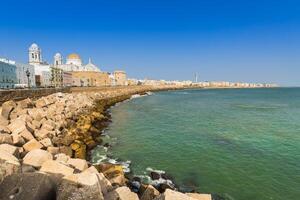 Cádiz, Espanha. Beira-Mar catedral campo del sur foto