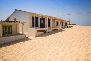 Algarve tradicional casas dentro a pescaria Vila do faro Portugal foto