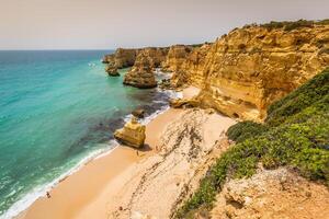 praia da marinha - lindo de praia marinha dentro Algarve, Portugal foto