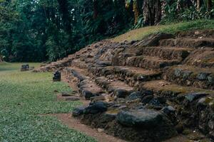 arqueológico parque takalik abaj dentro retalhuleu, Maya e olmeca, Guatemala - fevereiro 2023 foto