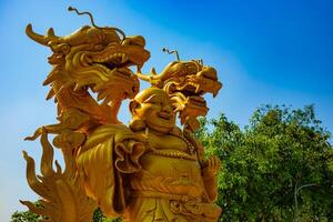 uma guardião estátua às suoi tien parque dentro ho chi minh Vietnã foto