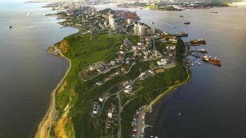 visão geral aérea da capa egersheld. Vladivostok foto