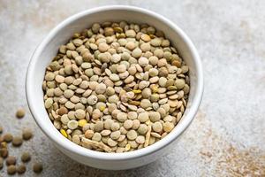 leguminosas lentilhas verdes prontas para cozinhar refeição saudável alimentação dieta